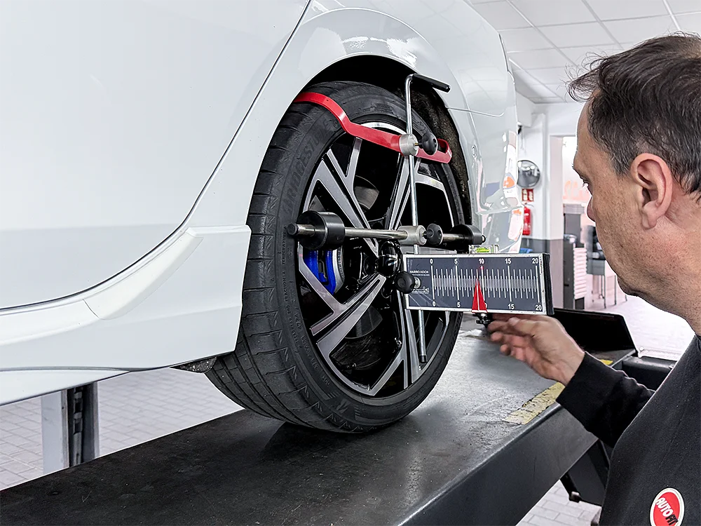 Achsvermessung | J.S. CAR VISION