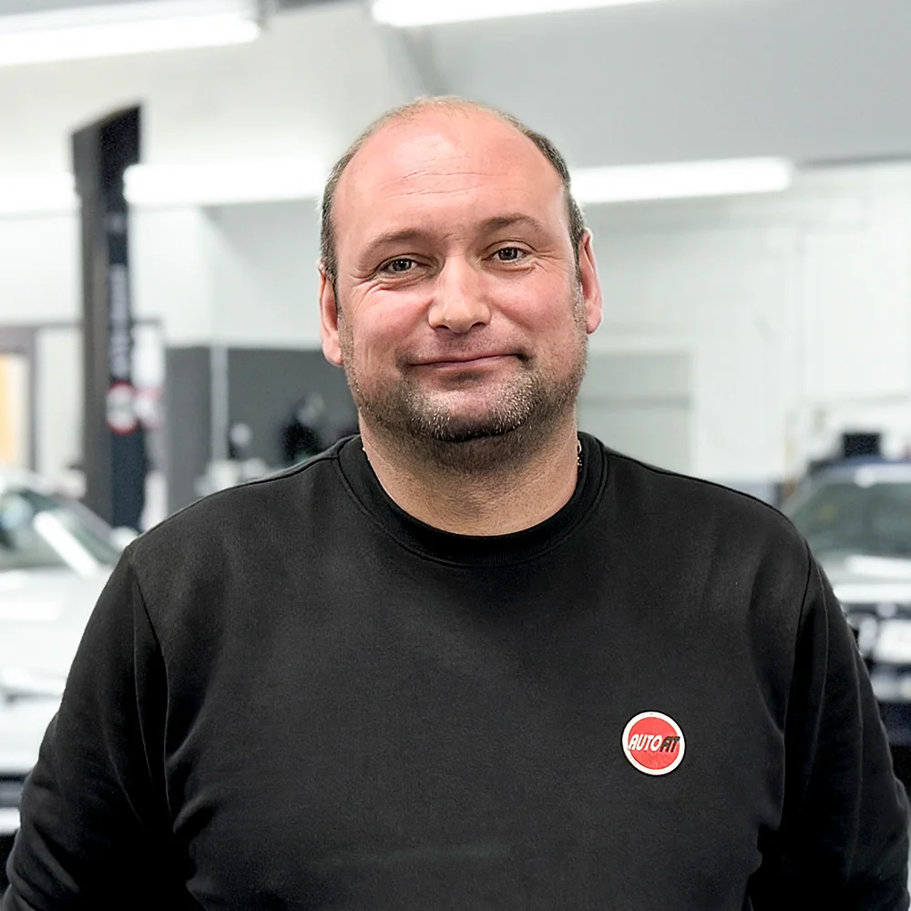 Carol Szalacsi | J.S. CAR VISION